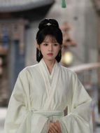 鐘霖（鶴男飾演）