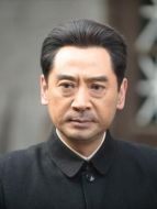 周恩來（劉勁飾演）