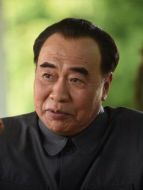 朱德（王伍福飾演）