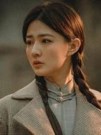 任素寧（徐璐飾演）