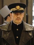 竇仕驍（李光潔飾演）