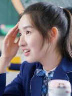 鄧小琪（王玉雯飾演）