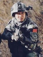 周瑞麒（鄒俊百飾演）