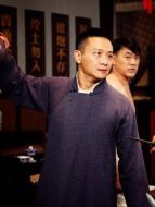 小黑子（侯煜飾演）