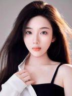 （關(guān)昱汐飾演）