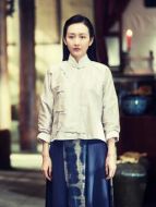 牧春花（王鷗飾演）