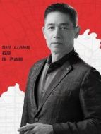 尹志航（石涼飾演）