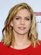 虛構(gòu)安娜劇情介紹(1-10全集)